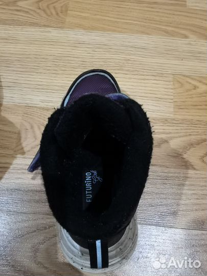 Кроссовки детские 28 размер для девочки