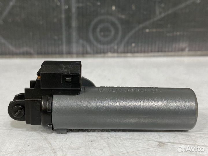 Амортизатор бардачка Audi Q7 4L BHK 2008