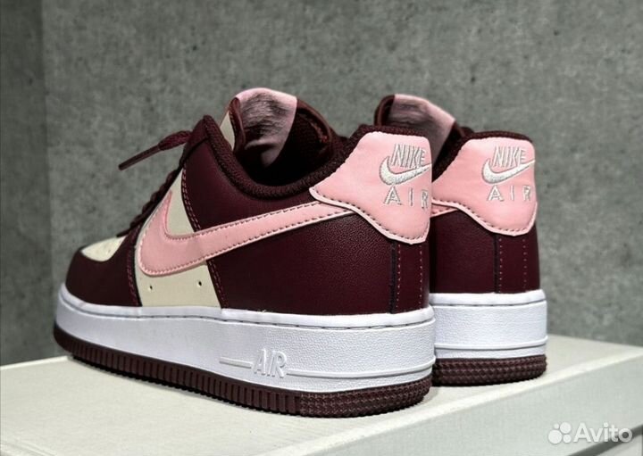 Кроссовки Nike Air Force 1 ' 07 Valentines Day