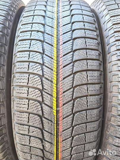 Michelin X-Ice XI3 245/40 R18 99W