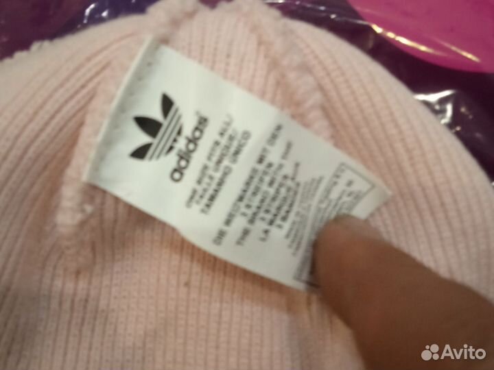 Шапка женская адидас