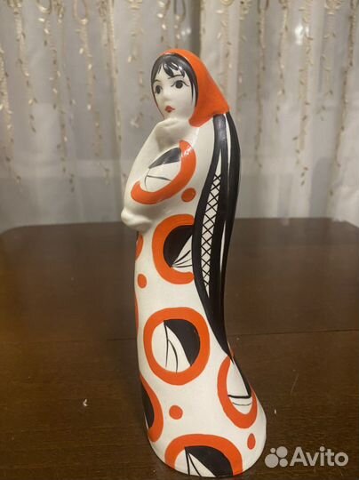 Статуэтка Девушка с косой старая Гжель Козлик