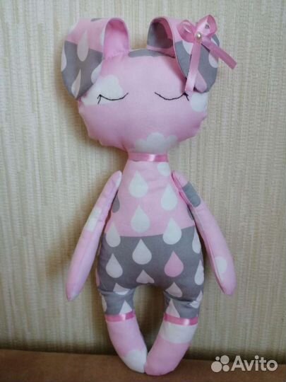 Мягкие зайцы ручной работы