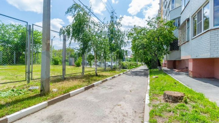 2-к. квартира, 94 м², 4/15 эт.