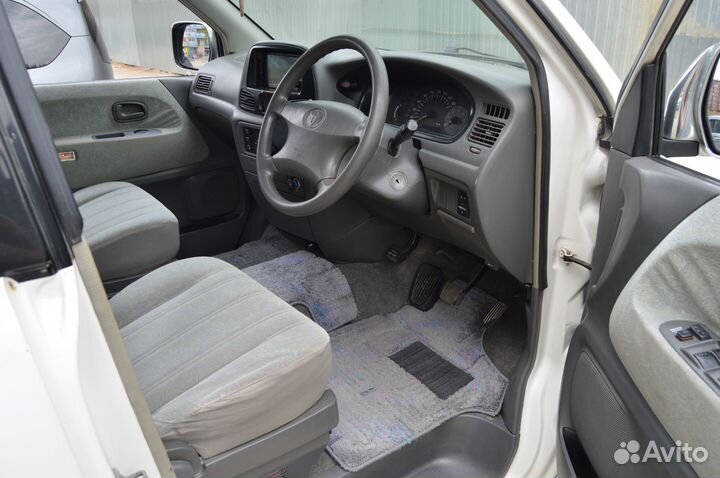 Toyota Town Ace Noah 2.2 AT, 1999, 155 000 км