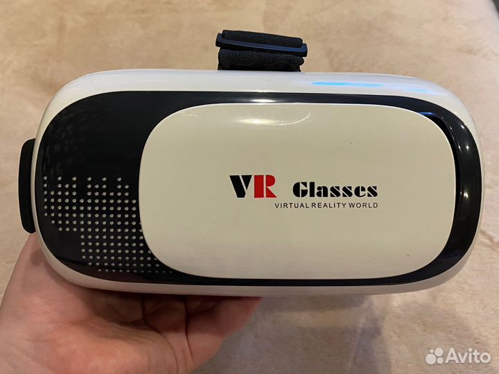 Очки виртуальной реальности для телефона