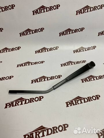 Изогнутый задний поводок дворника нива