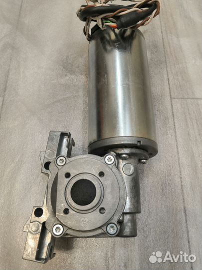 Geze мотор-редуктор