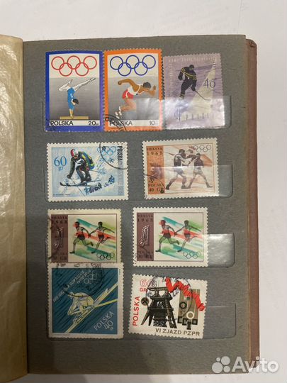 Альбом с марками разных стран