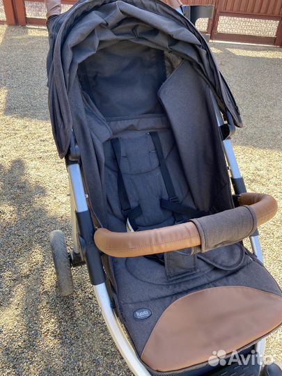 Коляска прогулочная