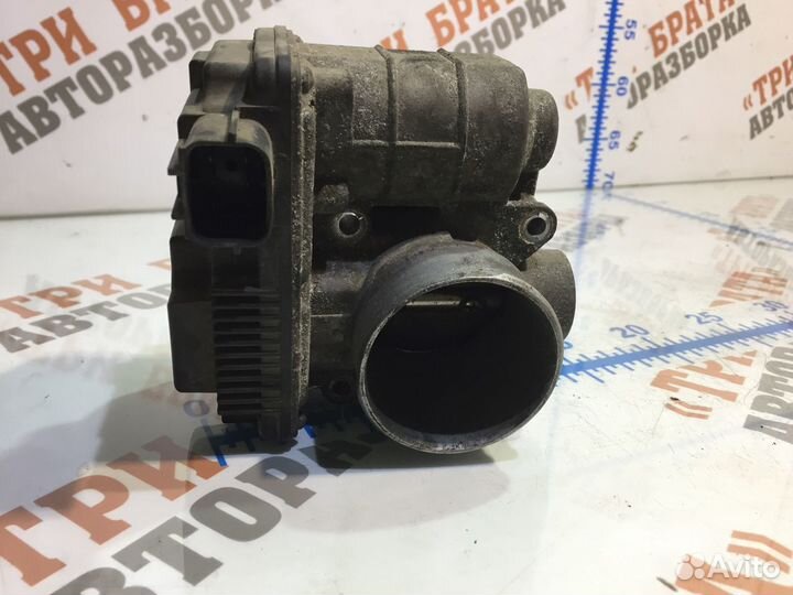 Ниссан Примьера Дроссельная заслонка