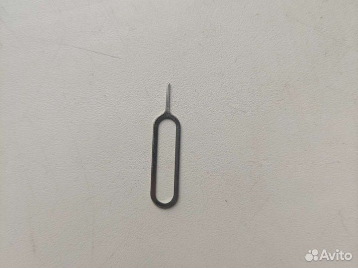 Скрепка для SIM карты