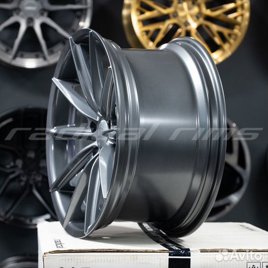 Curva CFF46 18x8.5 + 18x9.5 5x114.3 Gun Metal