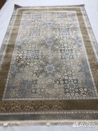 Ковер персидский 200х300 для зала на пол