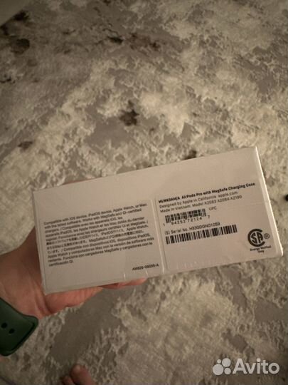 Air Pods Pro with MagSafe Charging Case