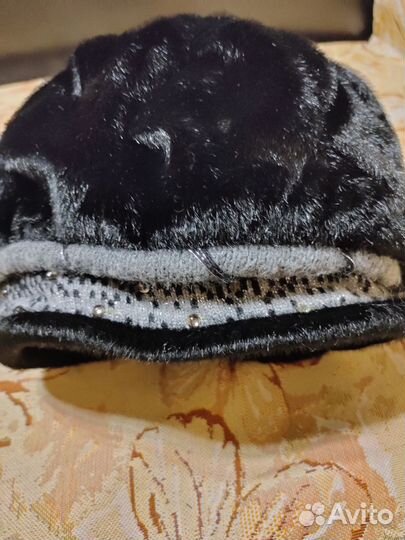 Шапка женская теплая отличное состояние