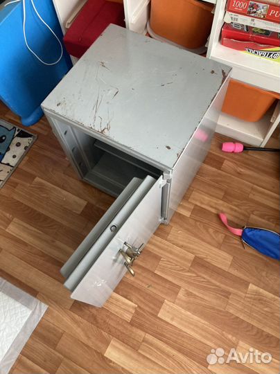 Сейф противопожарный