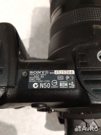 Зеркальный фотоаппарат sony
