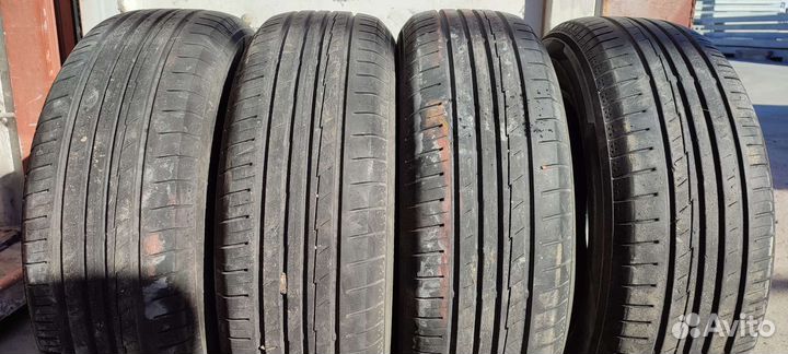 Yokohama BluEarth AE50 215/65 R17
