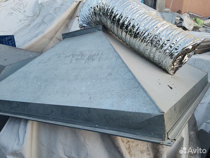 Зонт вытяжной 1570/1400