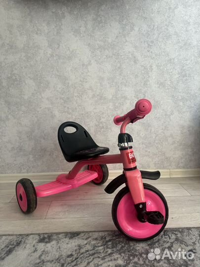 Трехколесный велосипед