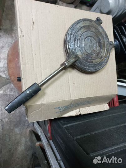 Вафельницы СССР, орешница форма Есть разные