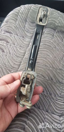 Ручка задняя правая ауди 100 С3