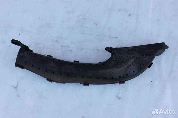 Воздухозаборник воздуховод Форд Фокус 3