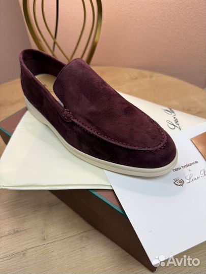 Лоферы женские