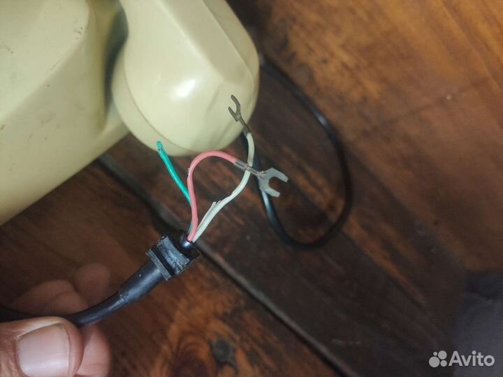 Старинный телефон СССР