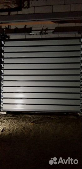 Скоростные секционные ворота ISD01-parking