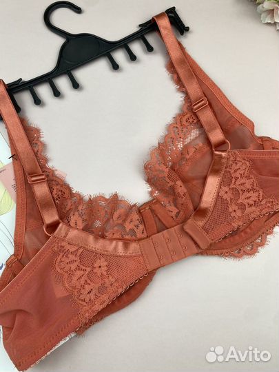 Новый бюстгальтер Hunkemöller 80B