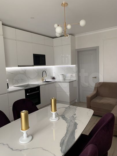 3-к. квартира, 79 м², 14/15 эт.