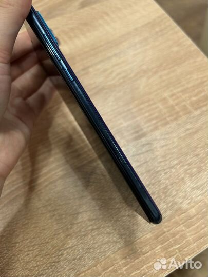 Телефон Huawei 20s