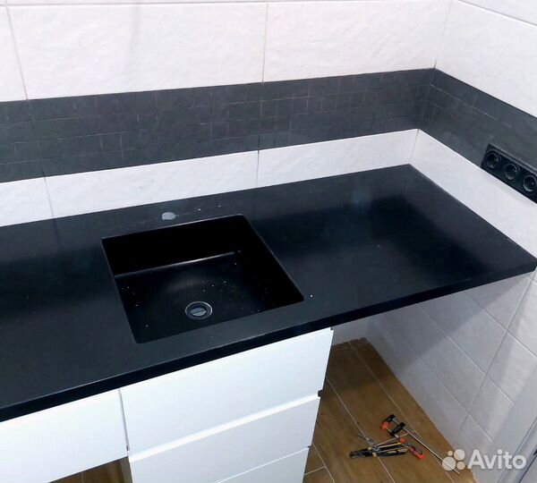 Стеновая панель из искусственного камня