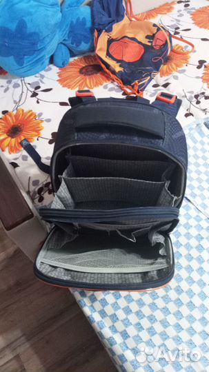 Школьный рюкзак