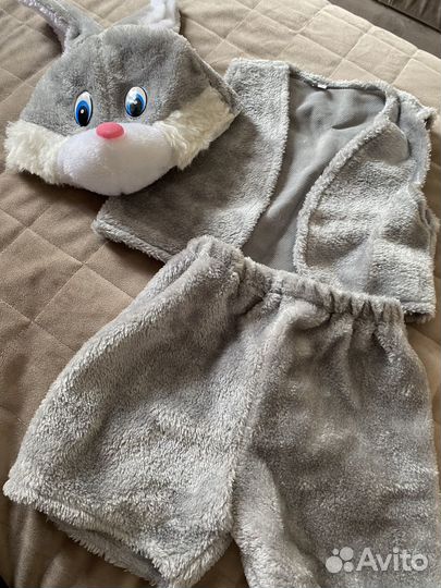 Новогодний костюм зайчика