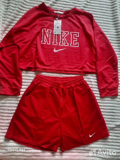 Костюм Nike