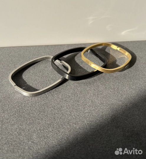 Красивый браслет