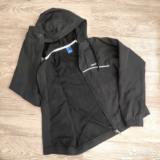 Спортивный костюм Reebok