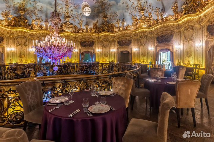 Хостес в ресторан 