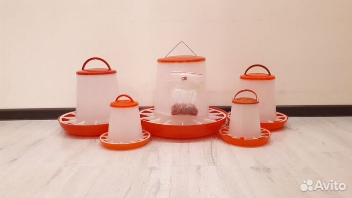 Кормушки для птиц, обогреватели для сх животных