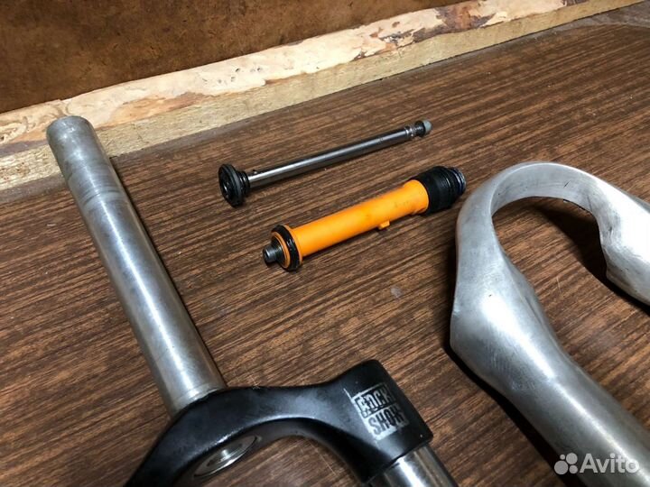 Вилка rock shox argyle RCT