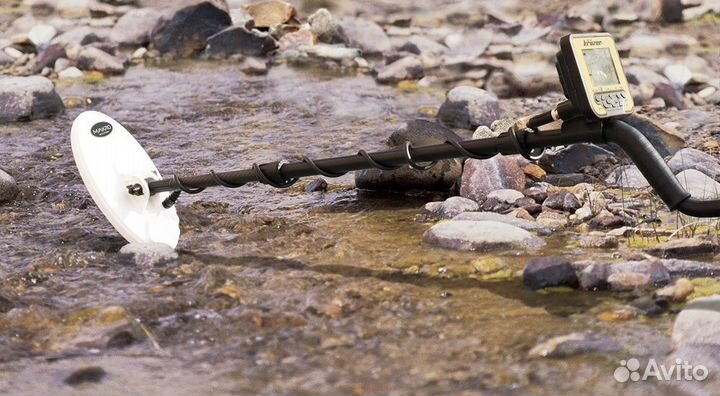 Металлоискатель Makro Kruzer Gold