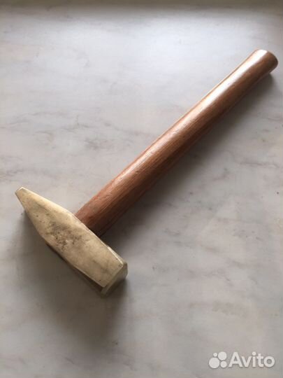 Молоток (латунь) 800гр