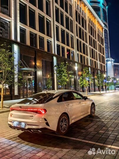 Аренда автомобиля с водителем