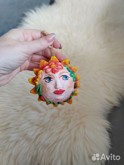 Интерьерная расписная игрушка Солнышко