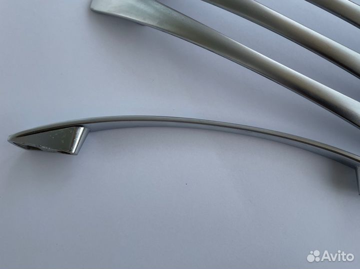 Металлические ручки для мебели 128 мм