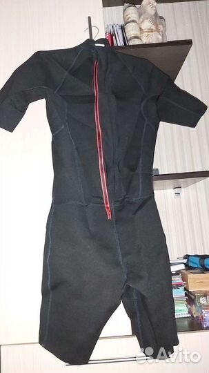 Гидрокостюм