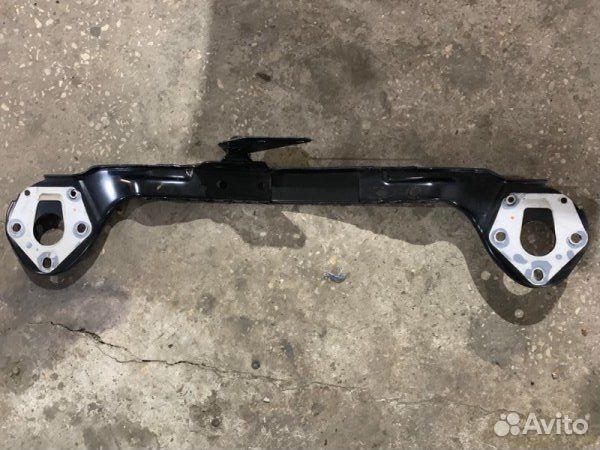 Кронштейн бампера задний Bmw X5 E53 LCI M54B30